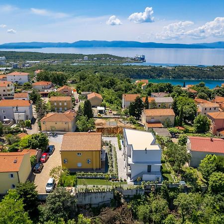 Appartments Adriatic Omišalj Екстериор снимка