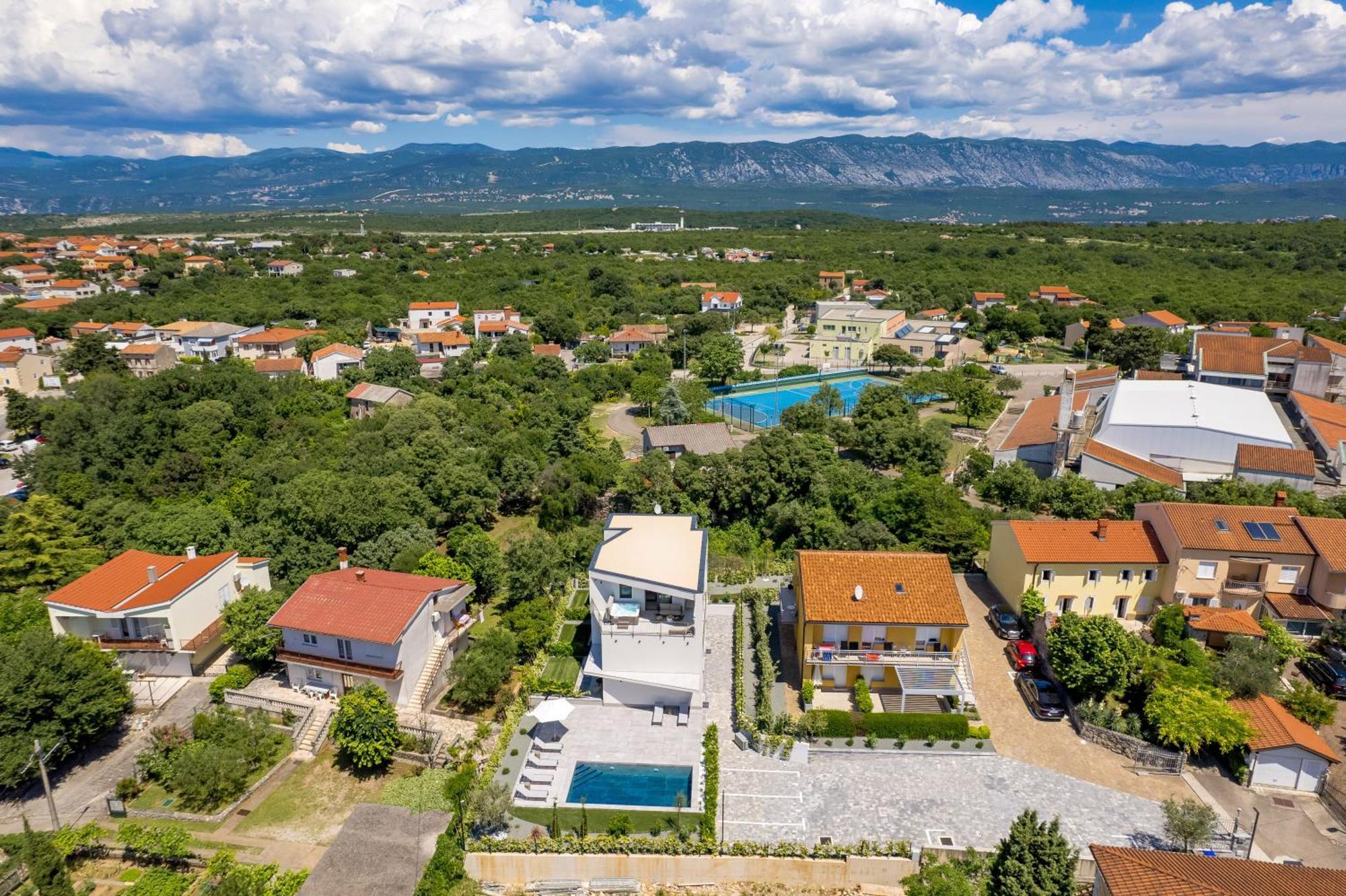 Appartments Adriatic Omišalj Екстериор снимка