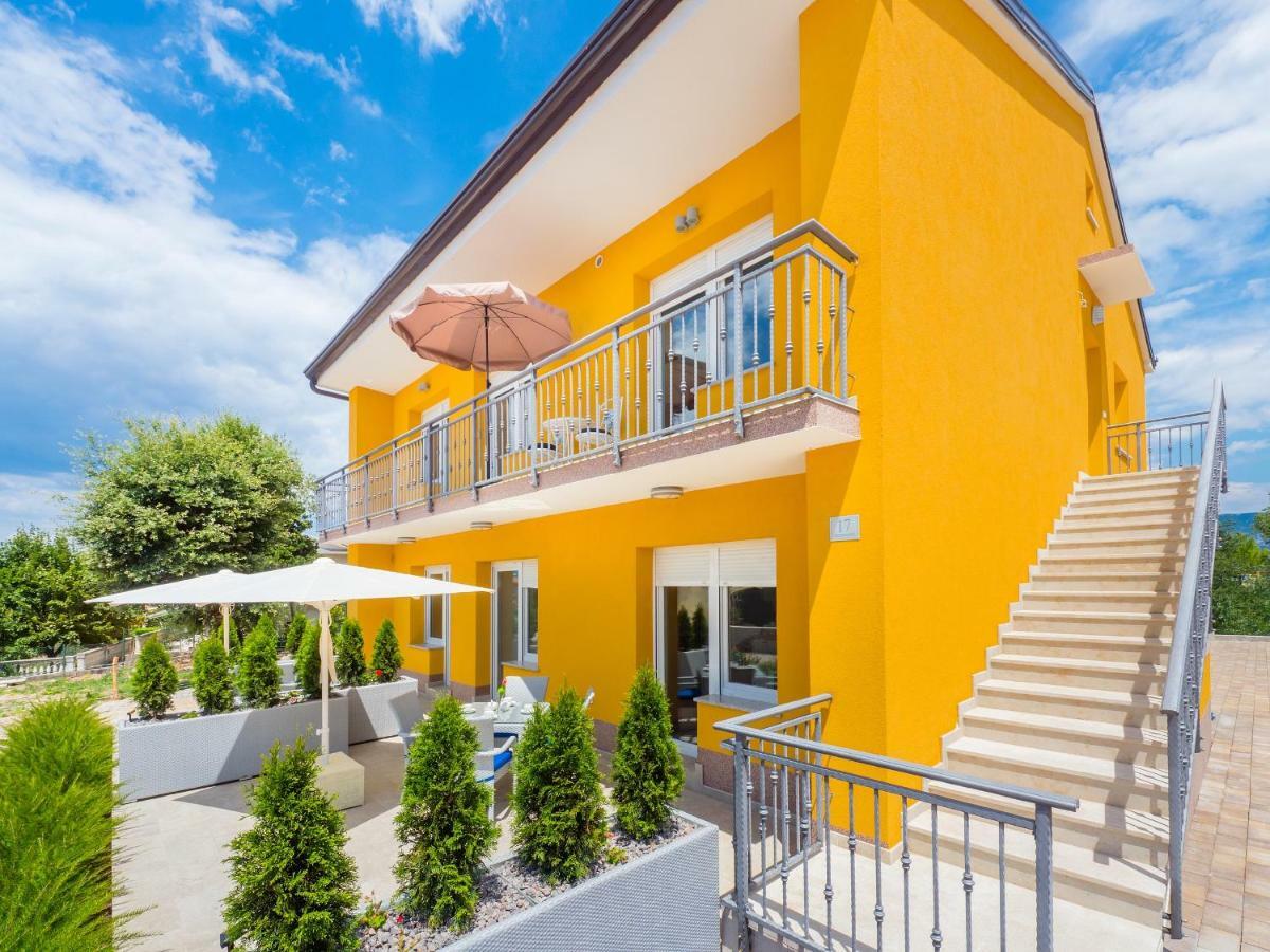 Appartments Adriatic Omišalj Екстериор снимка