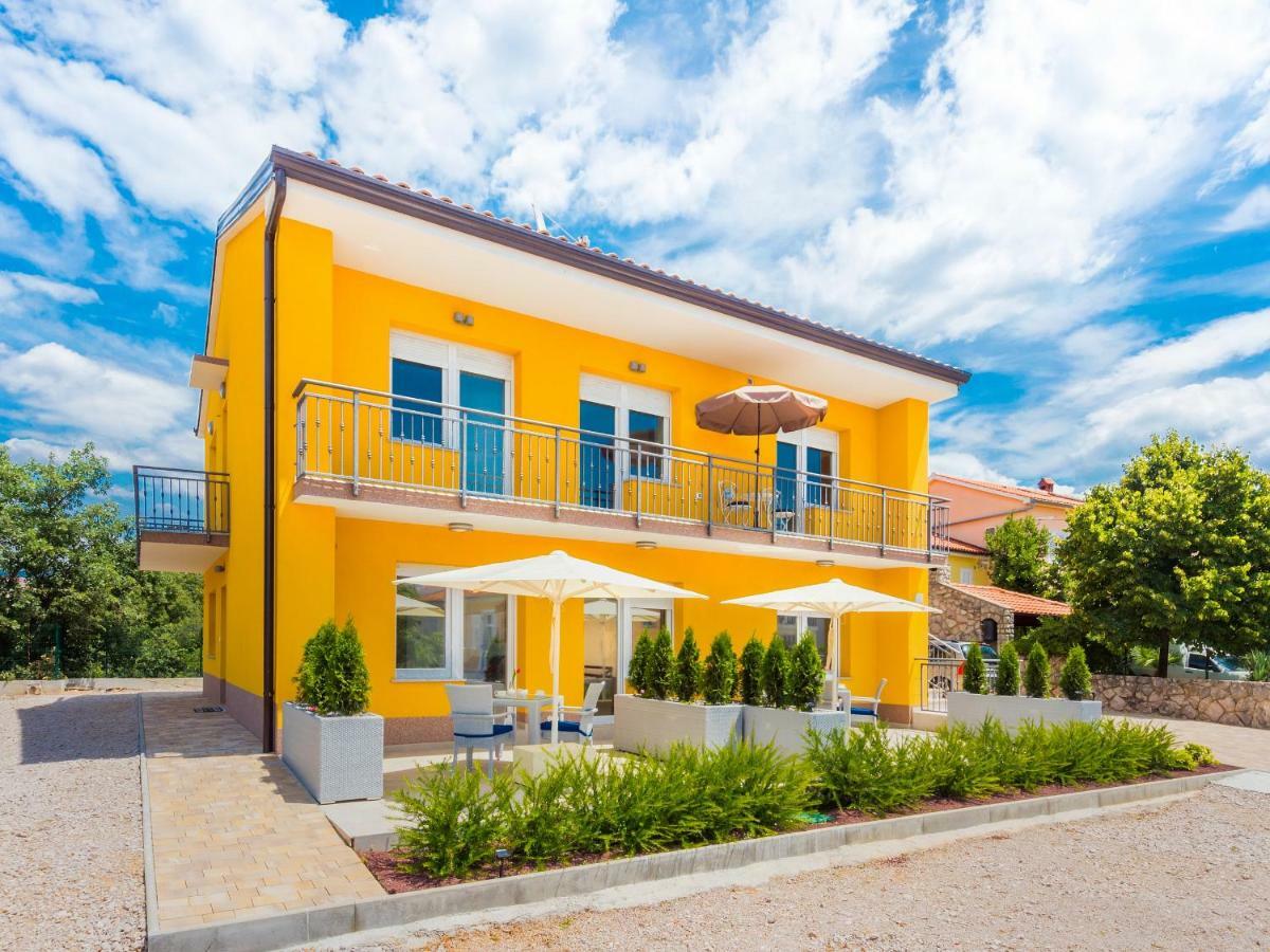 Appartments Adriatic Omišalj Екстериор снимка