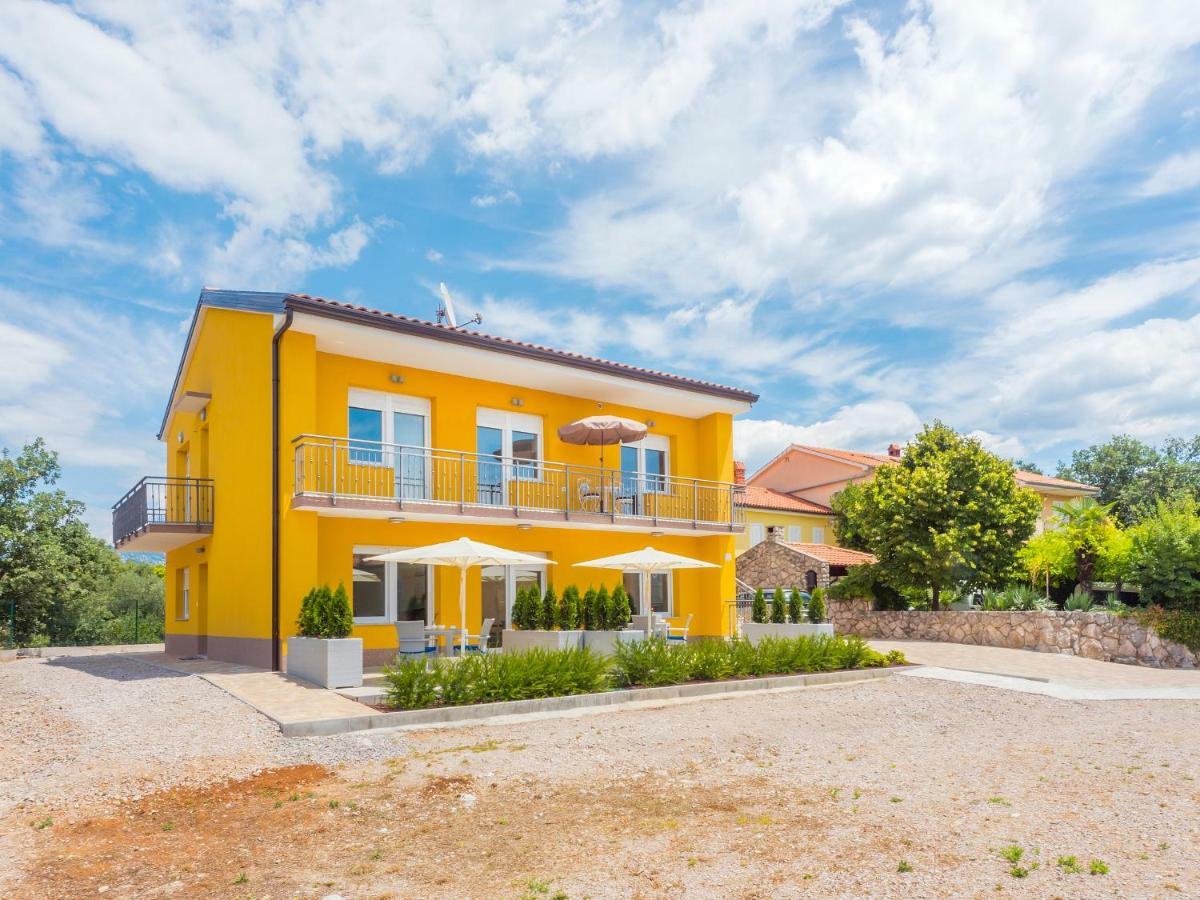 Appartments Adriatic Omišalj Екстериор снимка