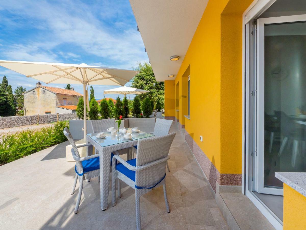 Appartments Adriatic Omišalj Екстериор снимка